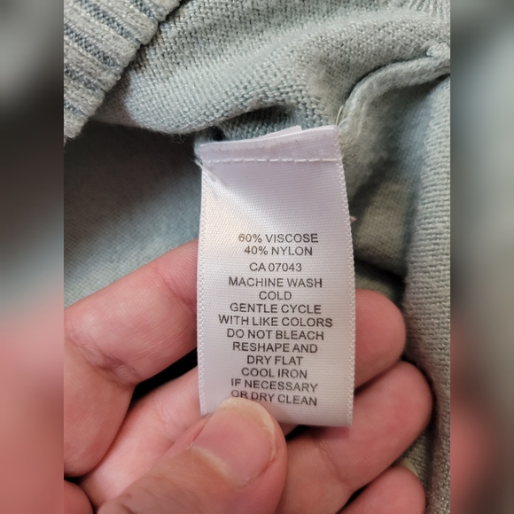 FREE W BUNDLE Cupio high low sweater - Picture 5 of 8